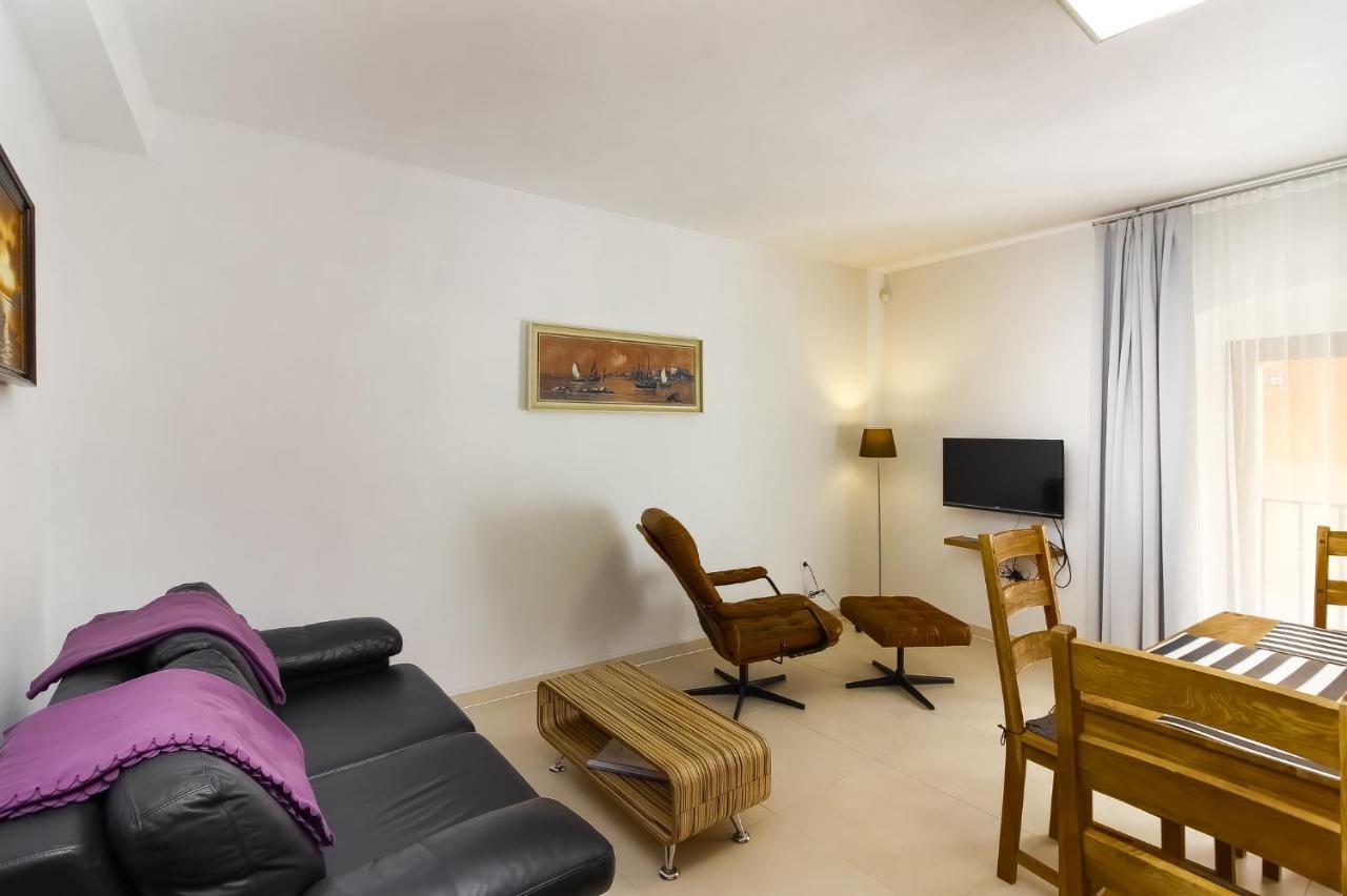 Perlina Apartment Vrsar Ngoại thất bức ảnh