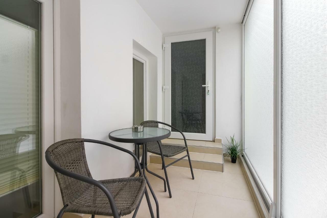 Perlina Apartment Vrsar Ngoại thất bức ảnh